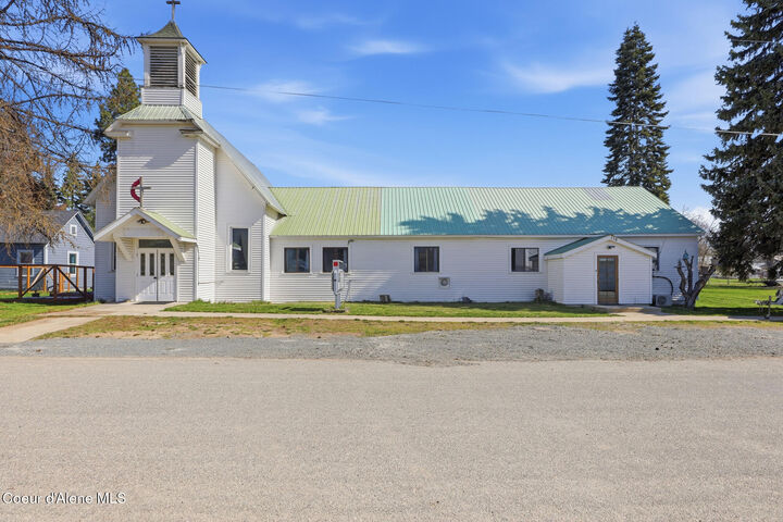 Property Photo:  116 W 2nd Ave  ID 83811 