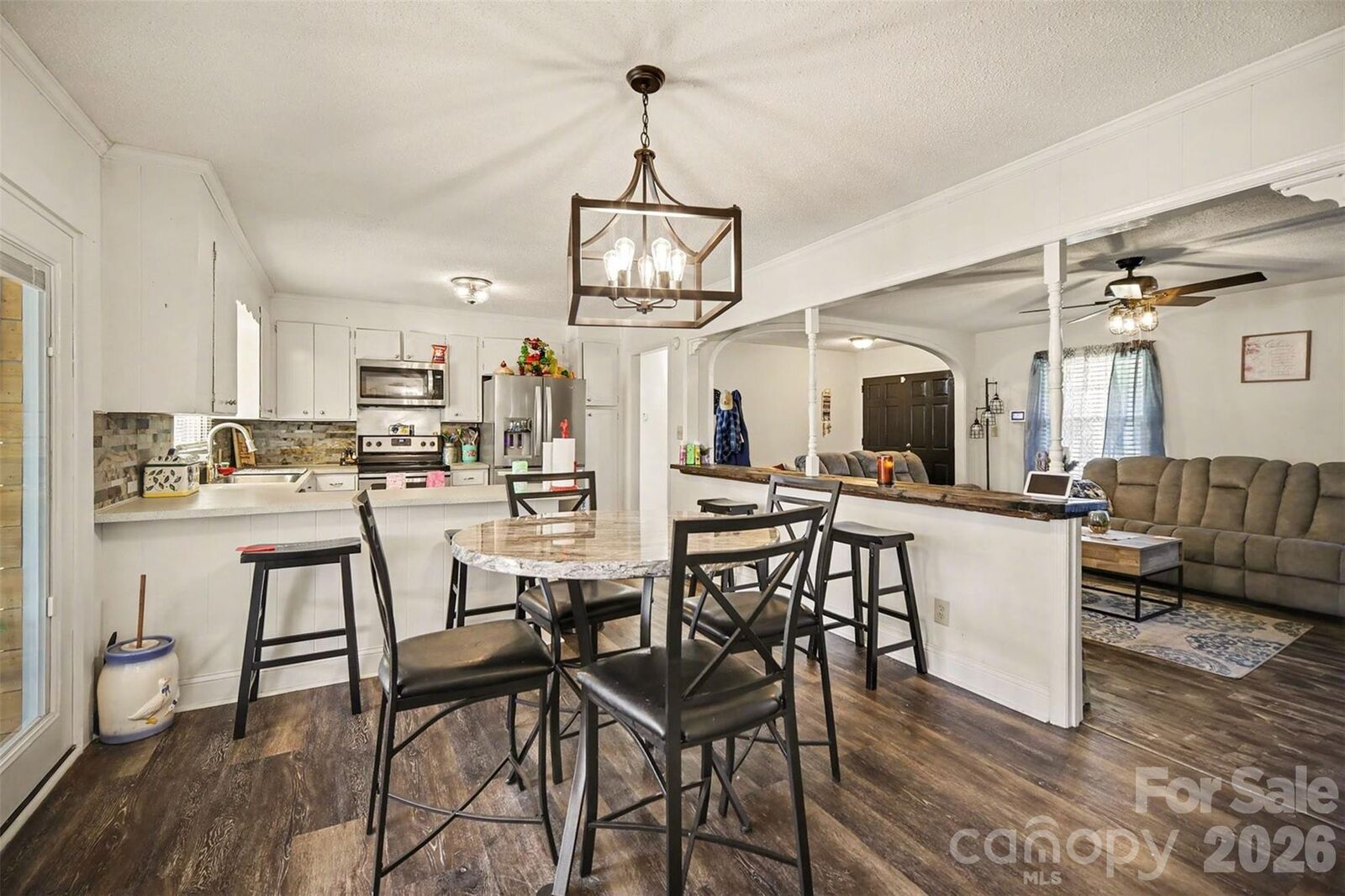 Property Photo:  1087 Greenbriar Drive  SC 29720 