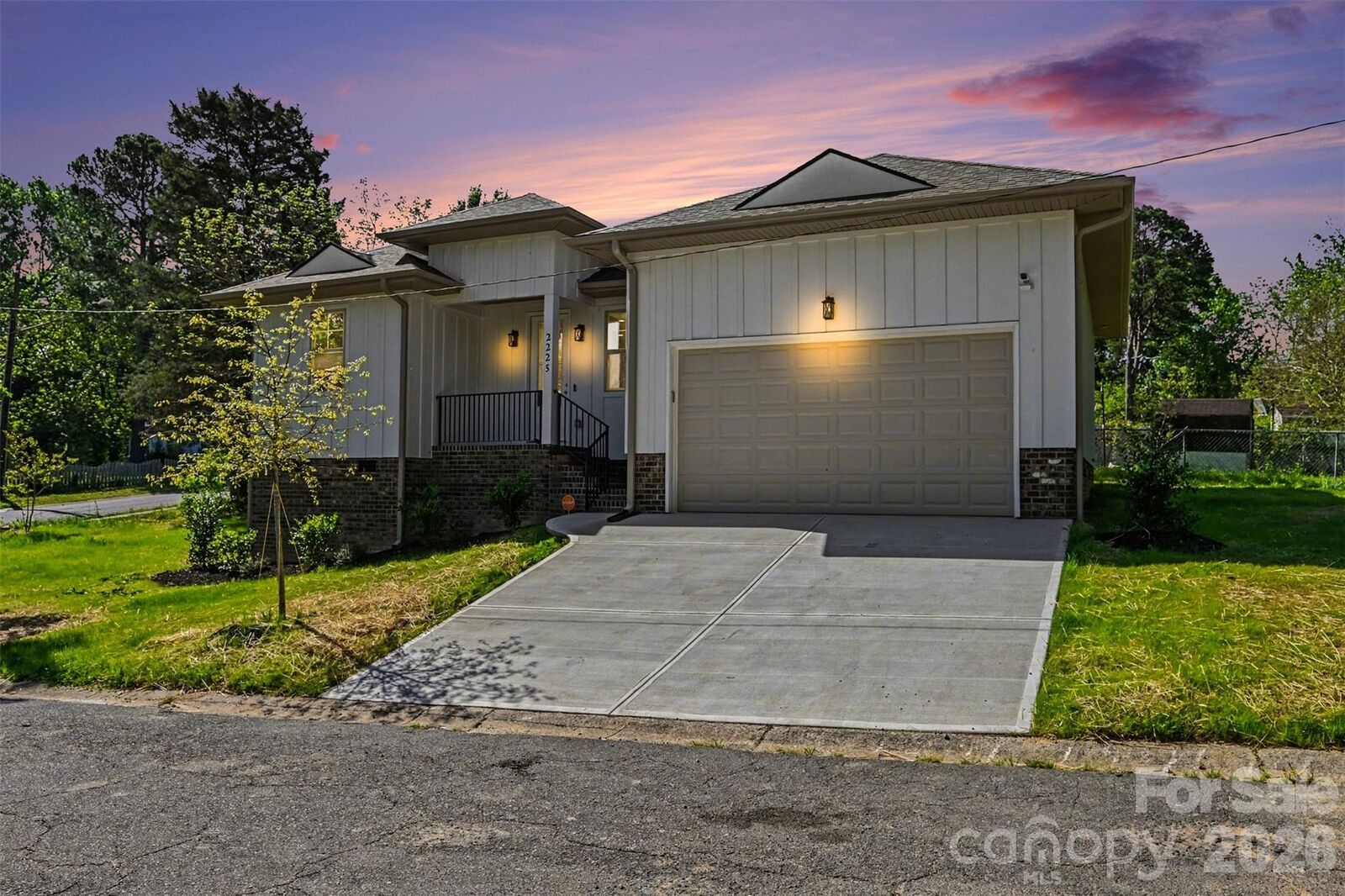 Property Photo:  2225 Irma Street  NC 28216 