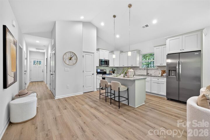 Property Photo:  2111 S Gardner Street  NC 28054 