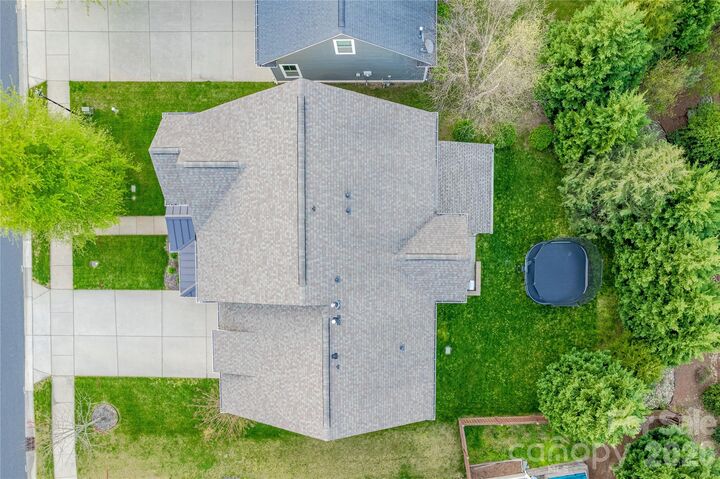 Property Photo:  5220 Meadowcroft Way  SC 29708 