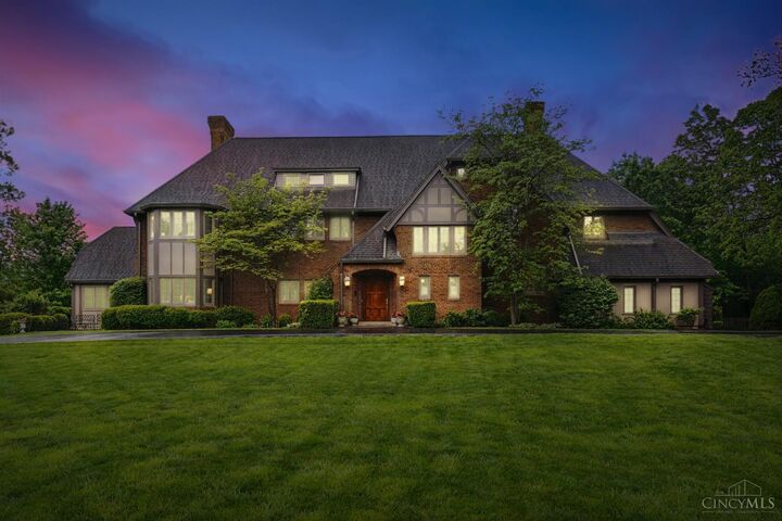 Property Photo: 820 Van Nes Drive OH 45246