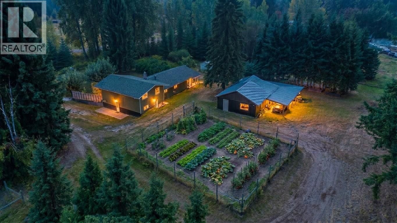 Property Photo: 3710 Ladybird Road BC V0G 1H2