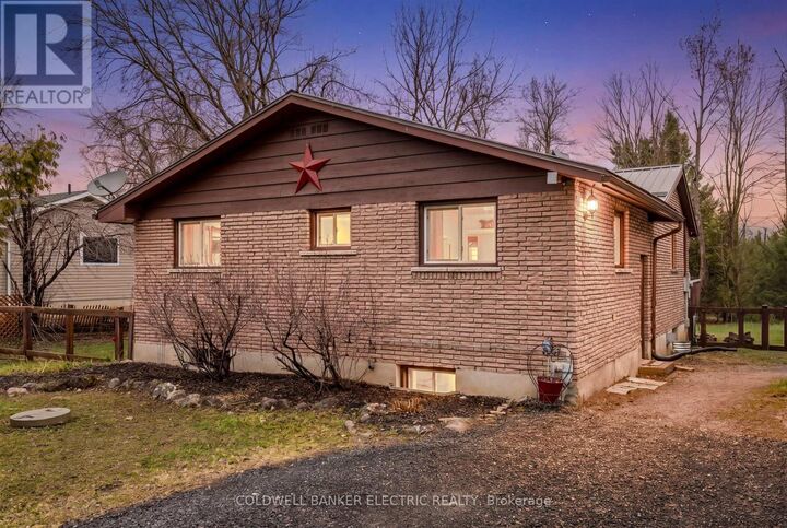 Property Photo:  30 Woods Avenue  ON K0L 2W0 