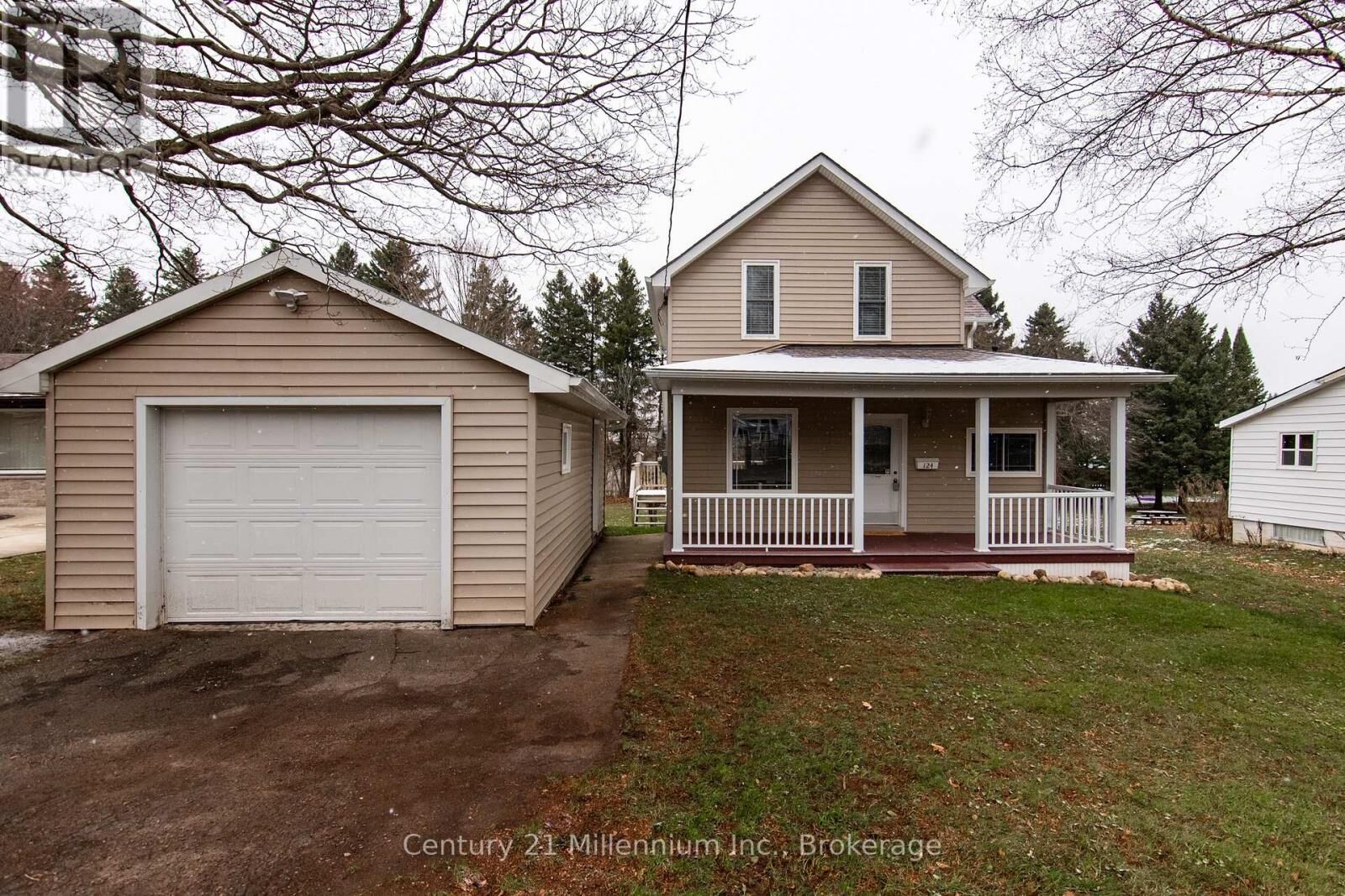 Property Photo:  124 Lorne Street  ON N0C 1H0 