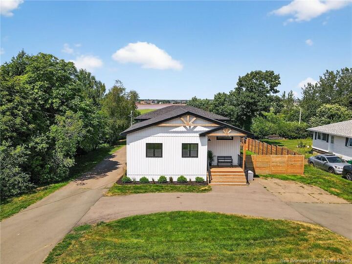 Photo de la propriété: 279 Hillsborough Road NB E1B 1S3