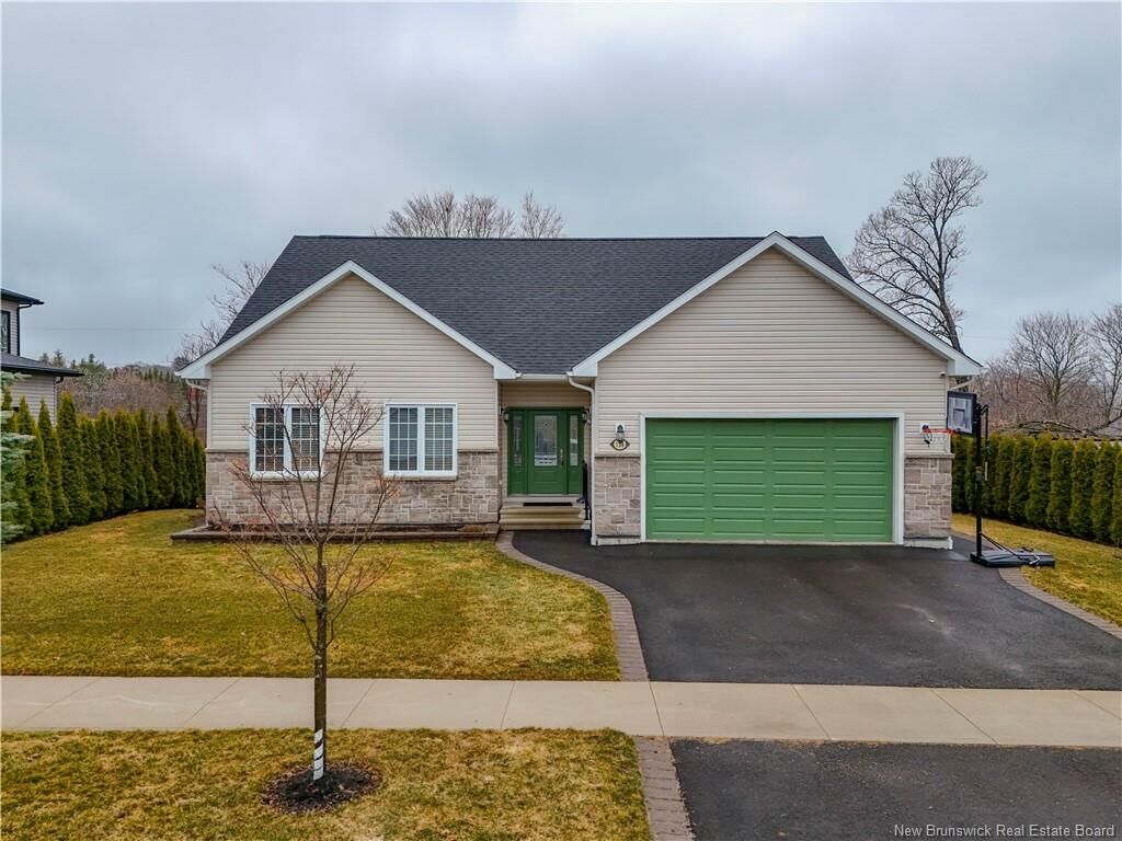 Photo de la propriété: 138 Still Water Crescent NB E3B 0V8