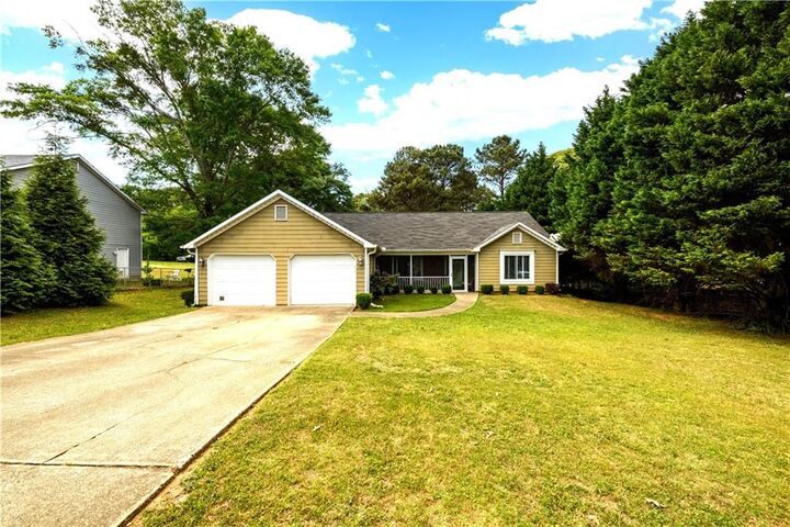 Property Photo:  840 Lodgeview Drive  GA 30620 