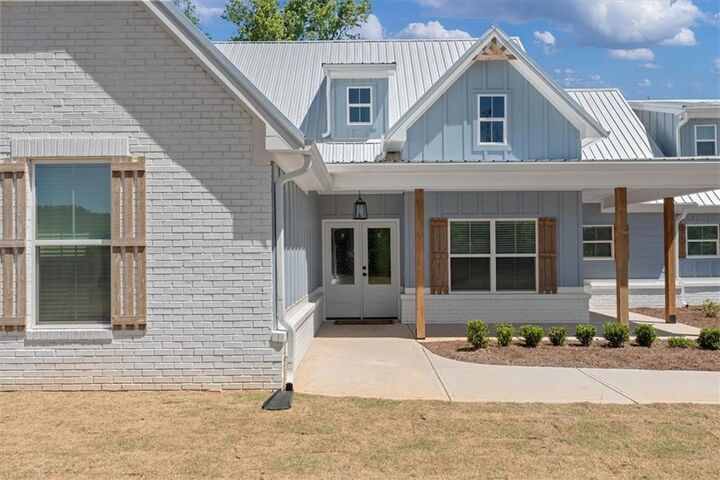 Property Photo: 1488 Morgan Road GA 30110