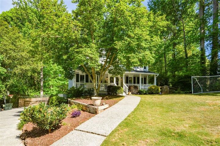 Property Photo:  304 Cacique Court  GA 30188 