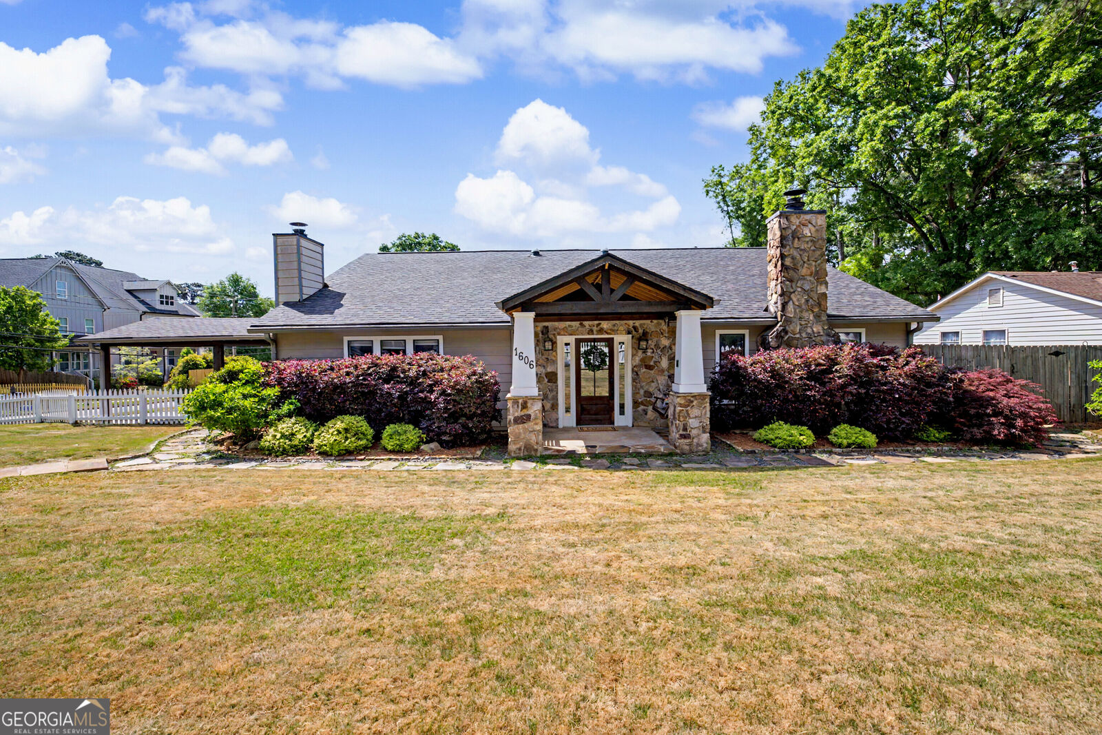 Property Photo:  1606 Walker Street SE  GA 30080 