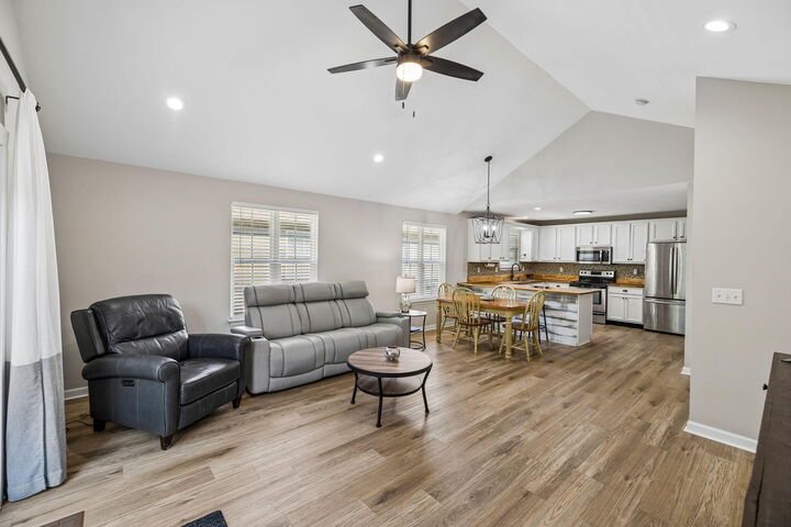 Property Photo: 3784 Kellys Ferry Road TN 37419