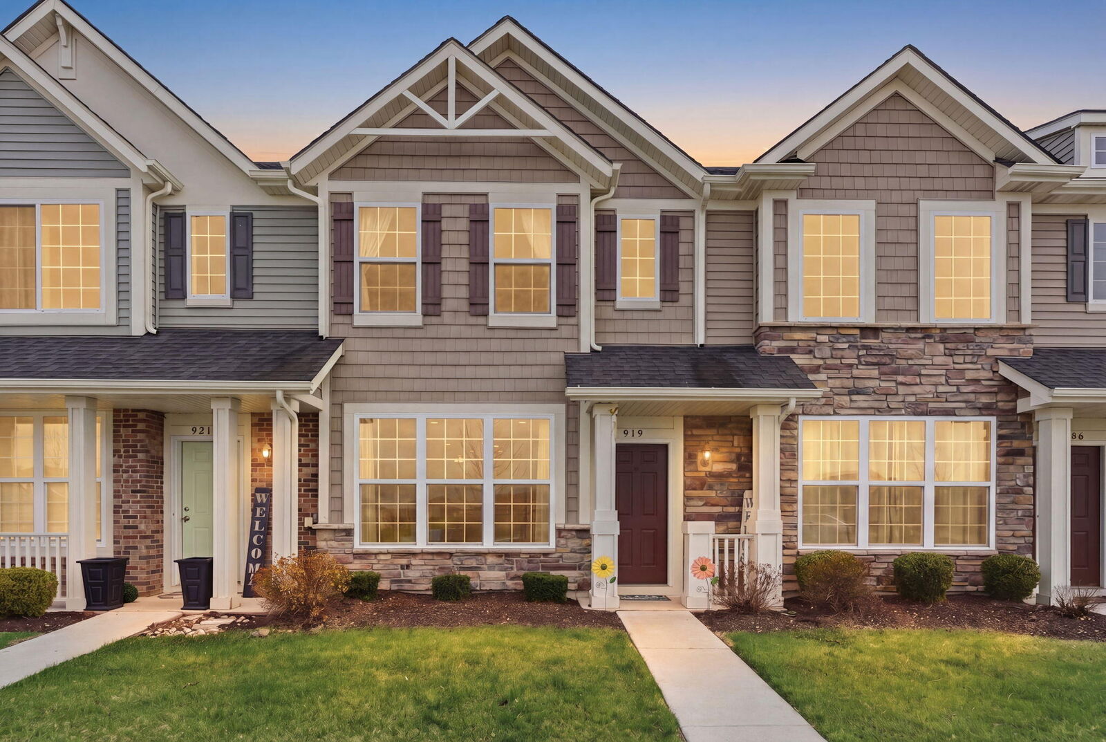 Property Photo:  919 E 117th Place  IN 46307 