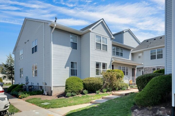 Property Photo:  177 Bexley Ln  NJ 08854 