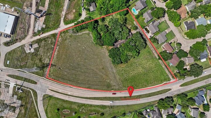 Property Photo:  718 Staffordshire Road  TX 77477 
