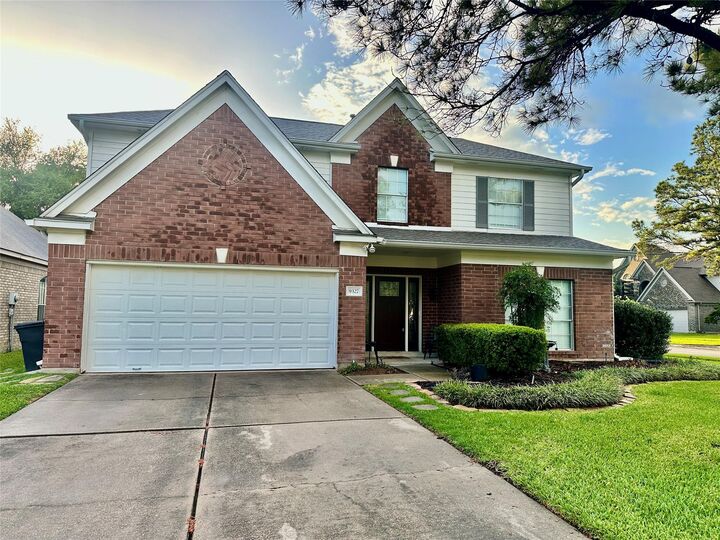 Property Photo:  9327 Restover Lane  TX 77064 