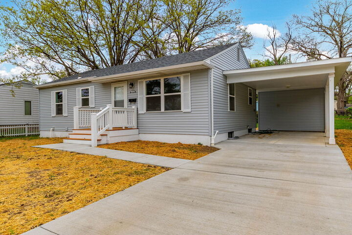 Property Photo:  1121 Lakeview Road  MO 65265 