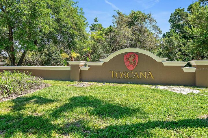 Property Photo:  74 New Leatherwood Drive  FL 32137 