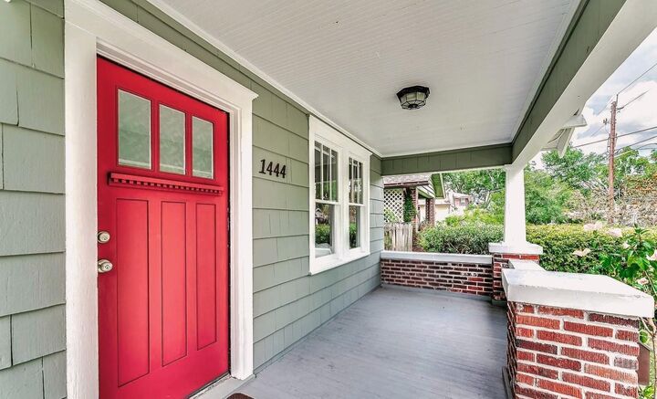 Property Photo:  1444 Wolfe Street  FL 32205 
