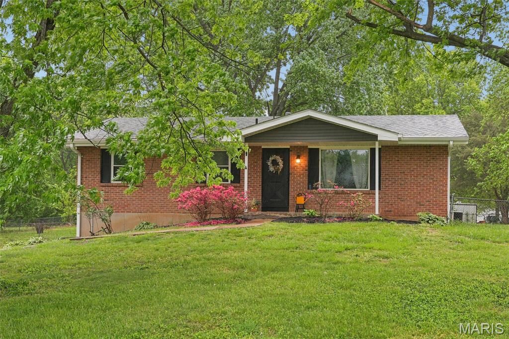Property Photo:  2714 Victoria Road  MO 63028 