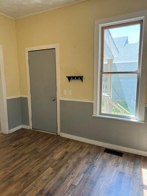 Property Photo:  264 6th Avenue  MI 49660 