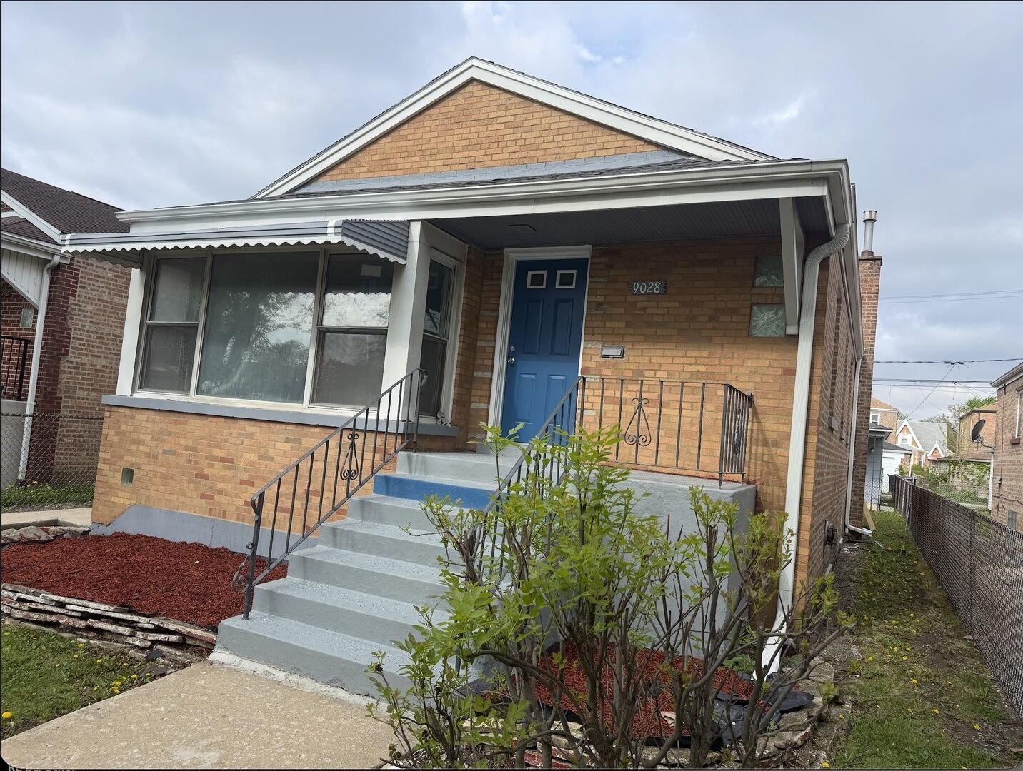 Property Photo:  9028 S Carpenter Street  IL 60620 