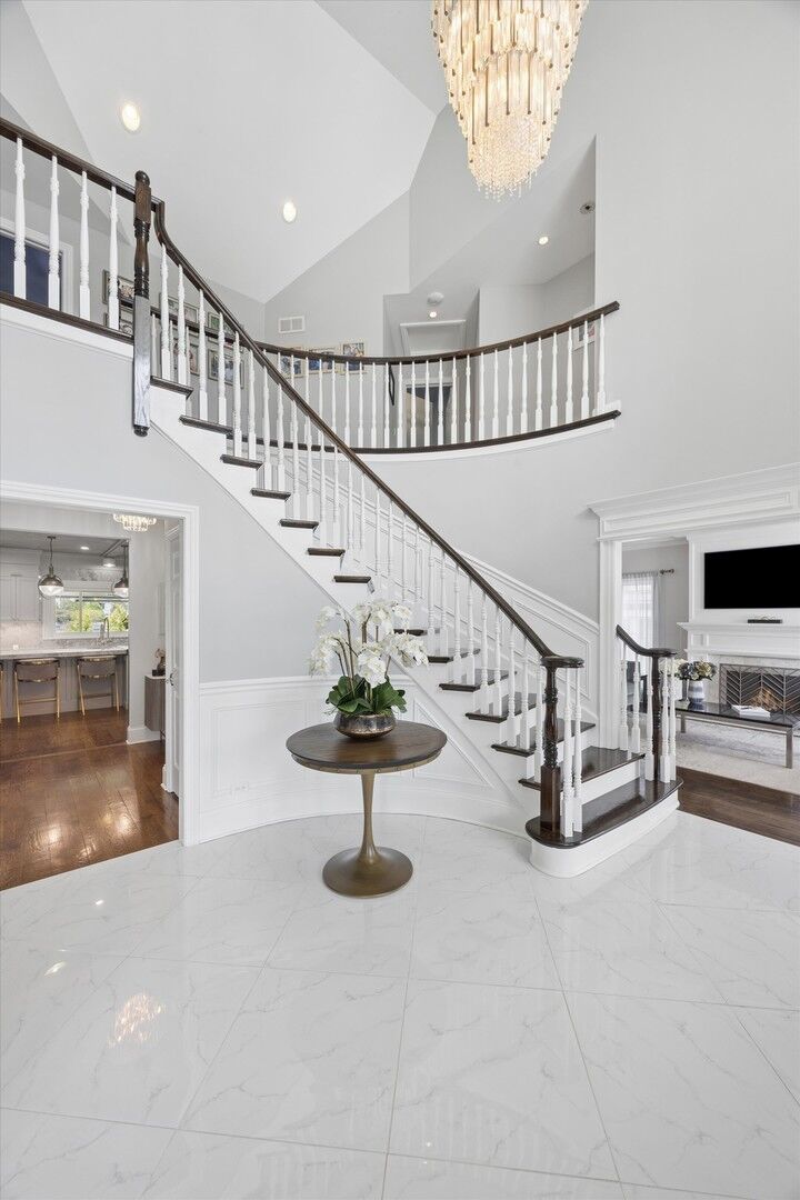 Property Photo: 21 E 8th Street IL 60521