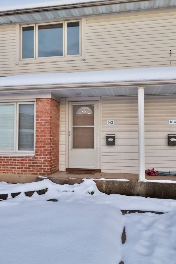 Property Photo:  162 Ash Street  IL 60466 