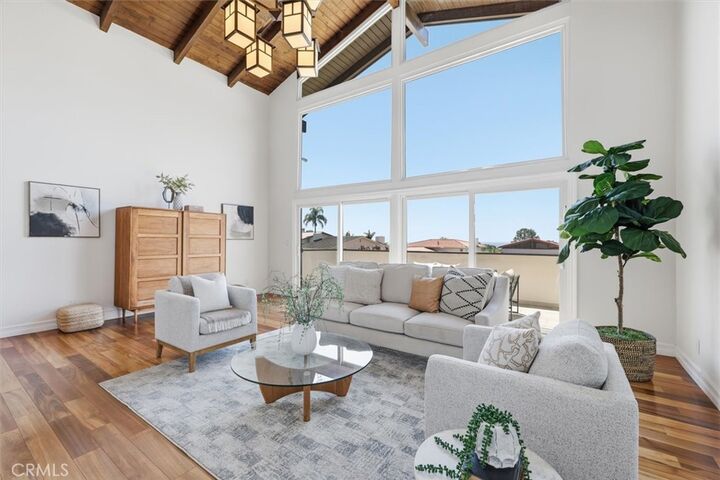 Property Photo:  2932 Via Alvarado  CA 90274 