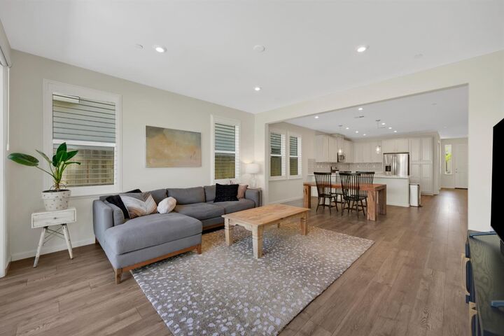 Property Photo: 1056 Luna Drive CA 95747