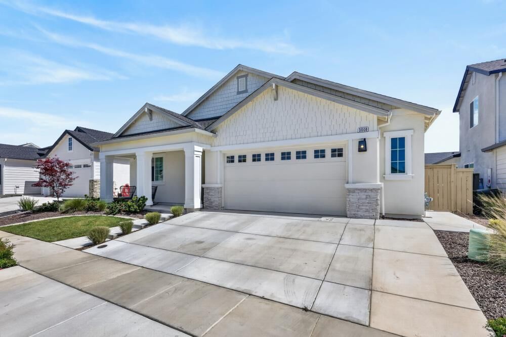 Property Photo:  3008 Hemet Way  CA 95747 