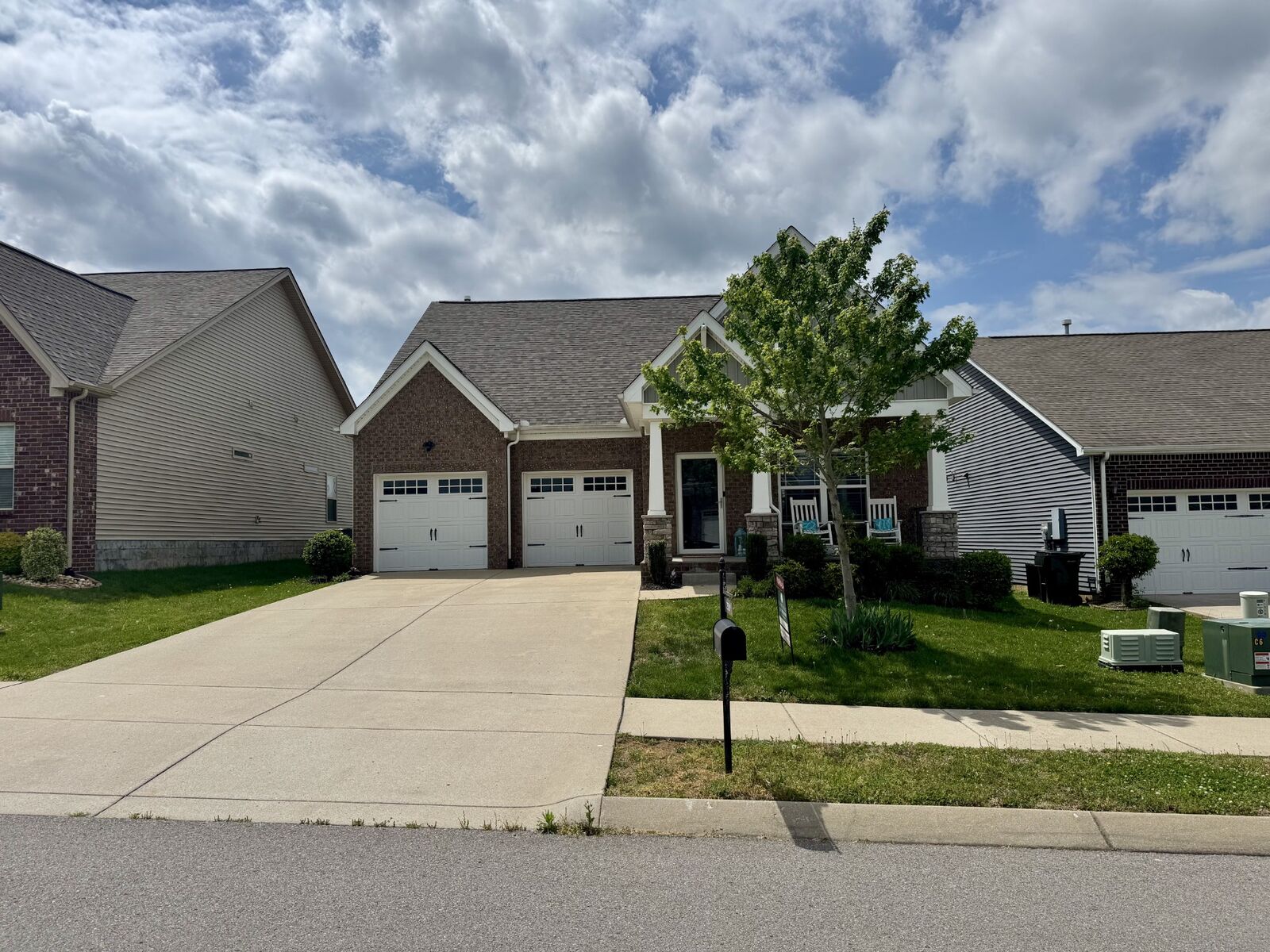 Property Photo:  1319 Coates Ln  TN 37066 