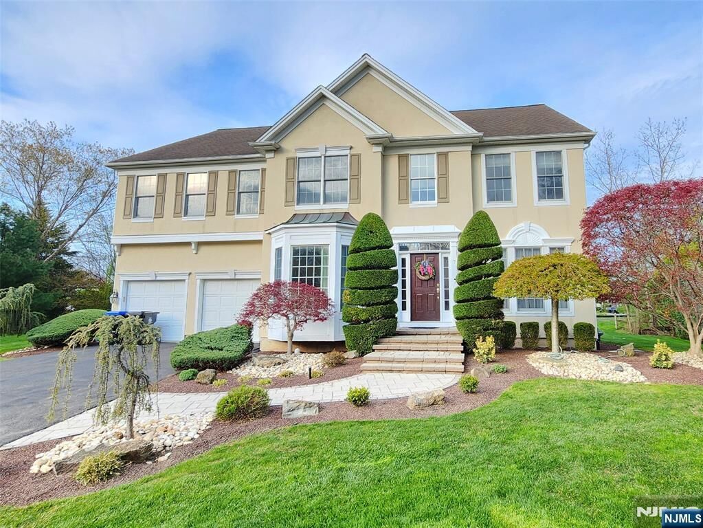 Property Photo:  7 Hager Street  NJ 08816 