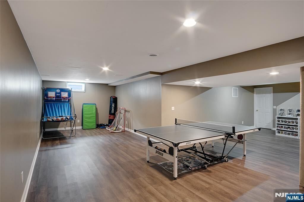 Property Photo:  7 Hager Street  NJ 08816 