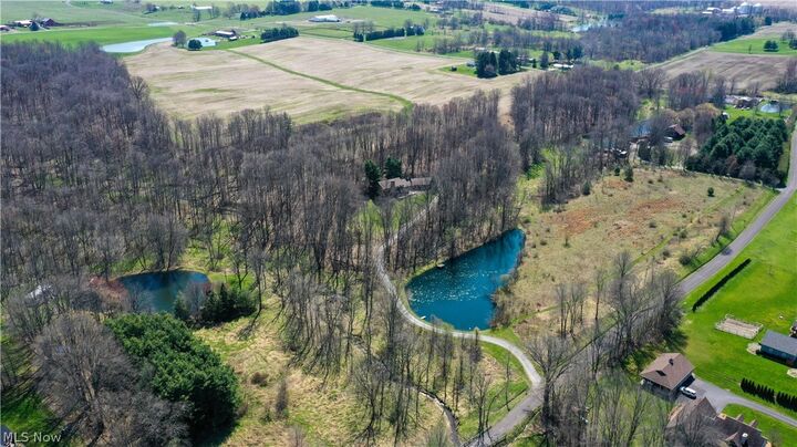 Property Photo:  3190 Bunker Hill Road  OH 44431 