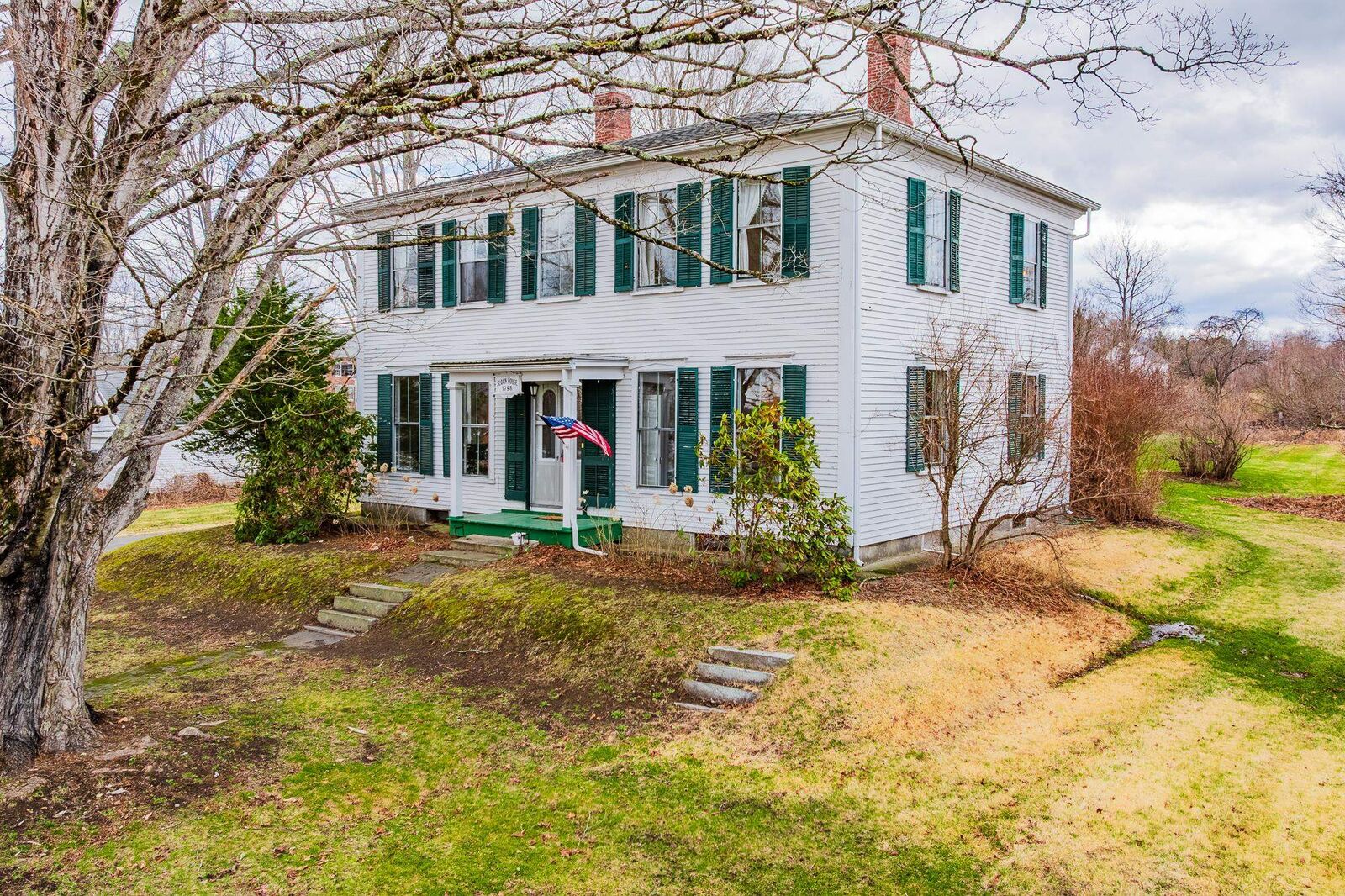 Property Photo:  52 School Street  NH 03765 