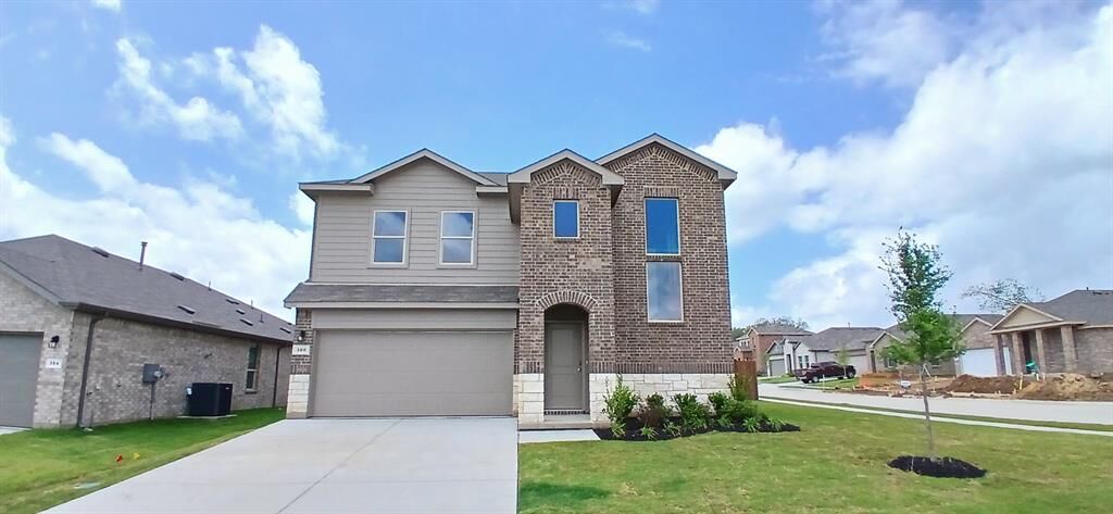 Property Photo:  300 Perk Street  TX 76059 