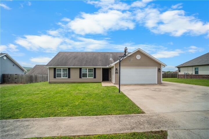 Property Photo:  1461 General Parson Drive  AR 72753 