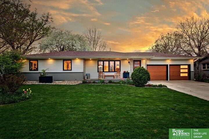 Property Photo:  3126 S 112th Street  NE 68144 