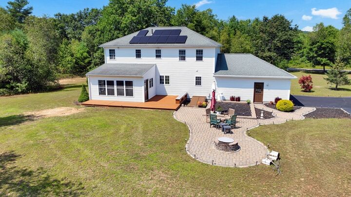 Property Photo:  7 Kittredge Rd  MA 01535 