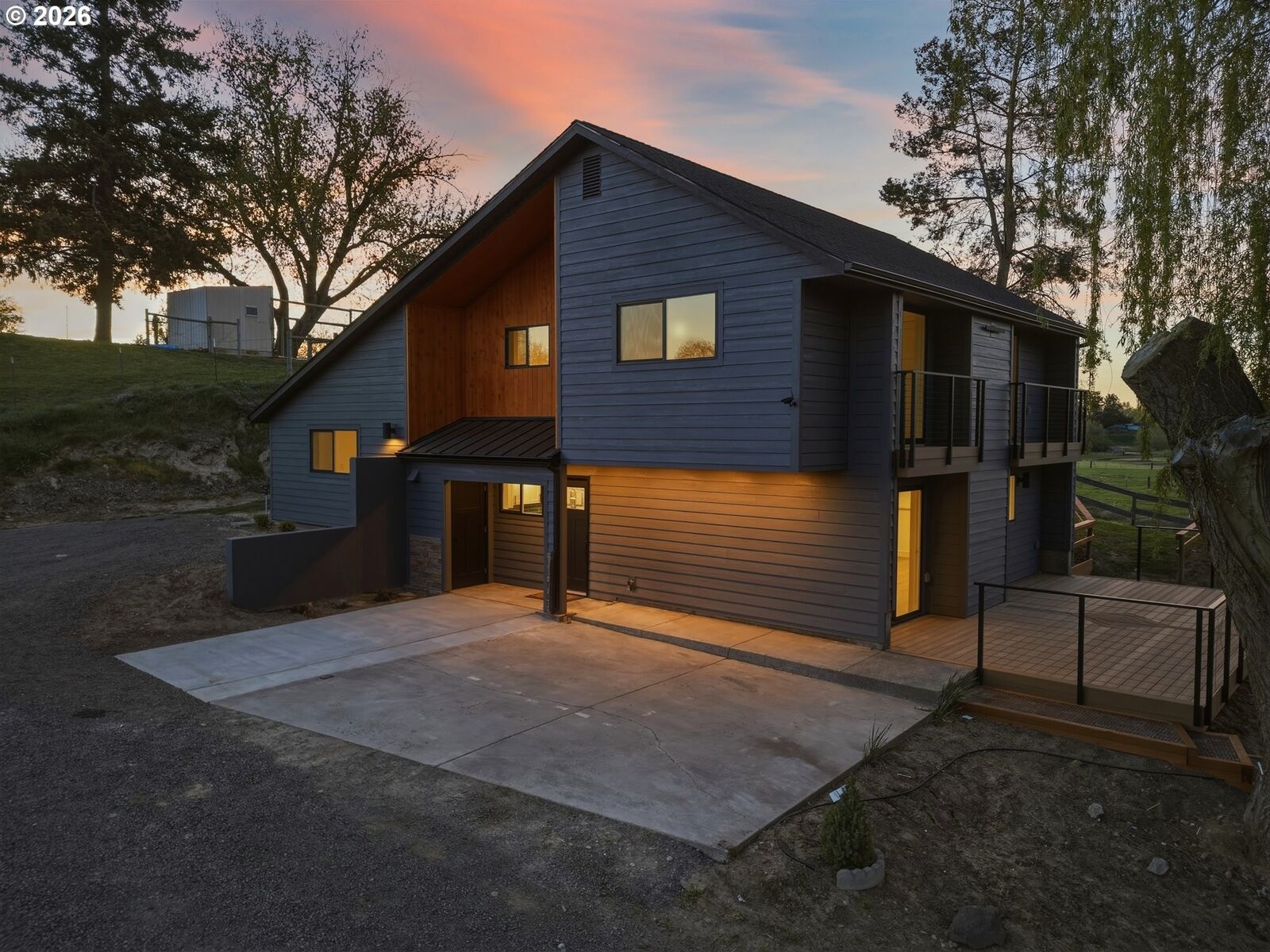 Property Photo:  54027 Summers Ln  OR 97862 