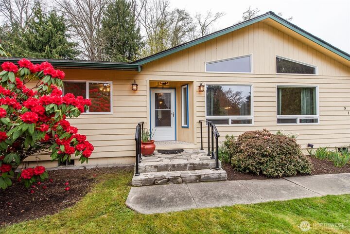 Property Photo: 315 Dungeness Meadows WA 98382