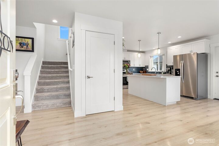 Property Photo:  226  Morton Street  WA 98295 