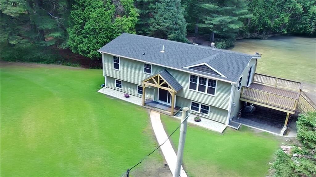 Property Photo:  112 Cranberry Ridge Road  RI 02857 