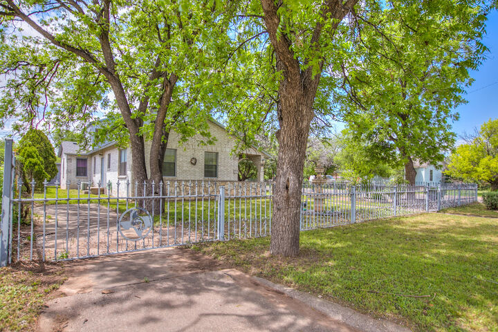 Property Photo:  925 Childress Street  TX 76901 