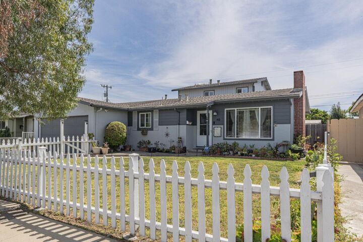 Property Photo:  40 Saint Brendan Way  CA 93906 