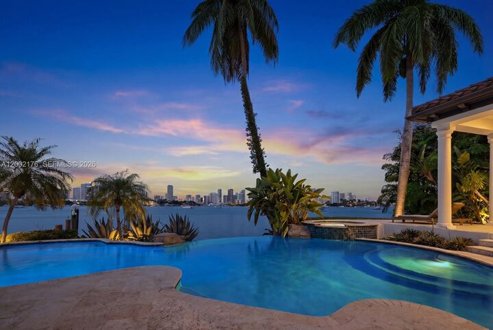 Property Photo:  432 S Hibiscus Dr  FL 33139 