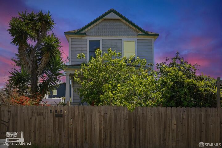 Property Photo:  979 Grace Avenue  CA 94608 