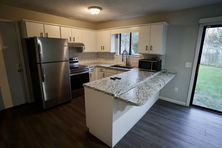 Property Photo:  188 Moreland Avenue  CT 06705 