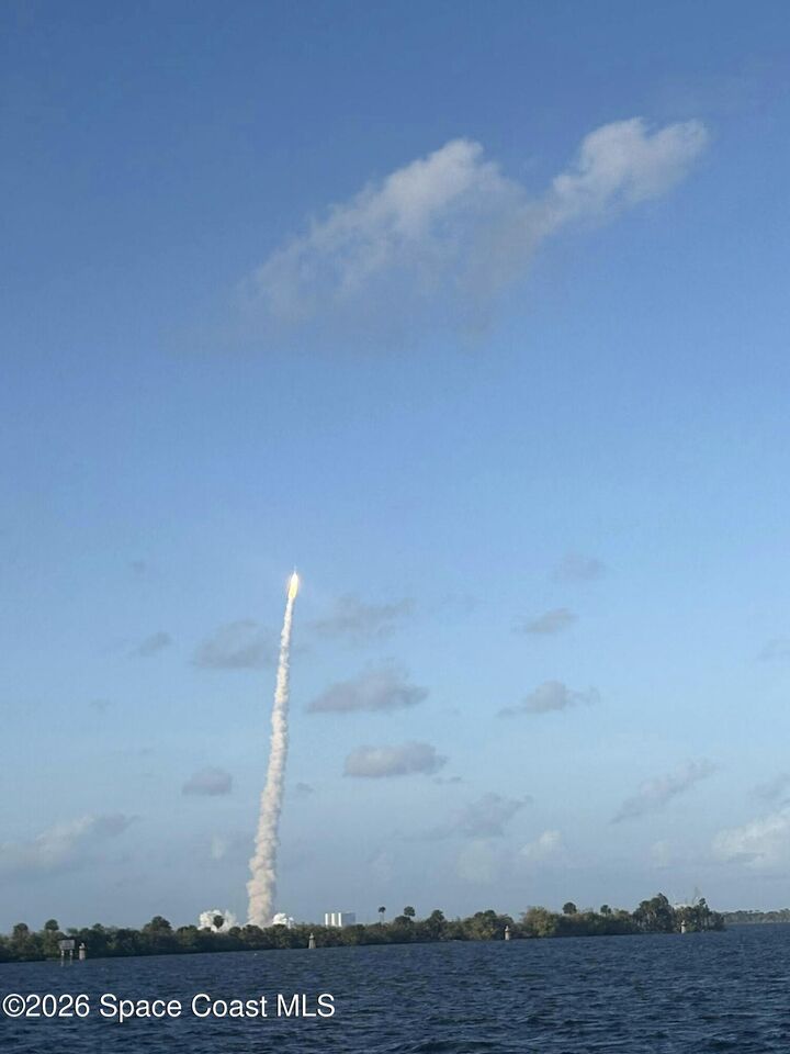 Property Photo:  100 Canebreakers Drive  FL 32927 